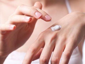 Chuyên gia gợi ý các bước chăm sóc hợp lý nhất cho làn da thô ráp