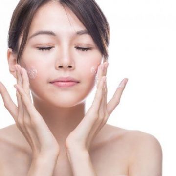 5 bước skincare đơn giản, chẳng hề cồng kềnh mà vẫn cho làn da căng mịn