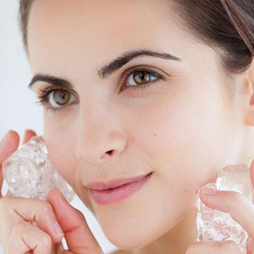 2 cách sẽ lỗ chân lông tại nhà ai cũng làm được