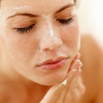 Cách tẩy tế bào chết an toàn cho từng loại da