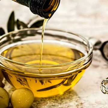 Dầu oliu có làm sáng da?