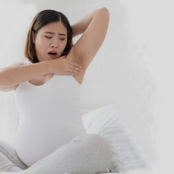 Tại sao khi mang thai nách lại bị thâm