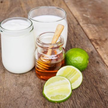 Cách xóa nếp nhăn, chống lão hóa da bằng vitamin E
