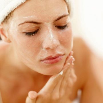 Da trẻ hơn 10 tuổi chỉ bằng bí quyết vô cùng đơn giản