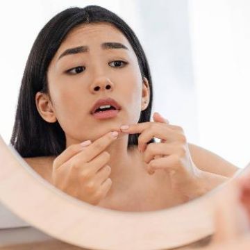 5 yếu tố ảnh hưởng xấu đến làn da của bạn